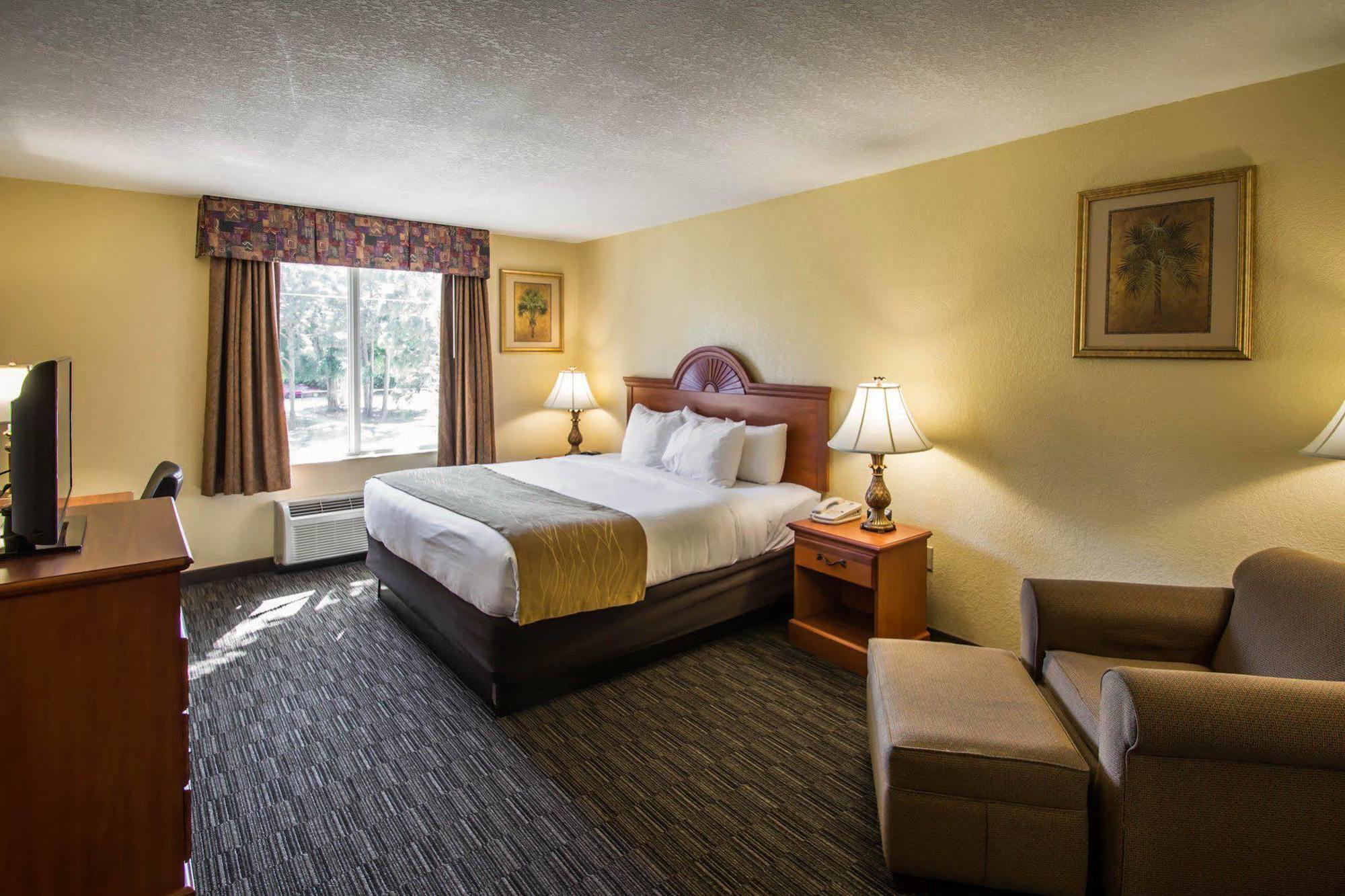 Comfort Inn & Suites Jupiter I-95 Екстериор снимка