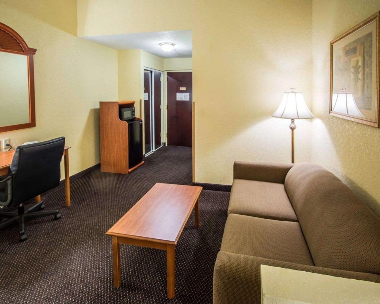 Comfort Inn & Suites Jupiter I-95 Екстериор снимка