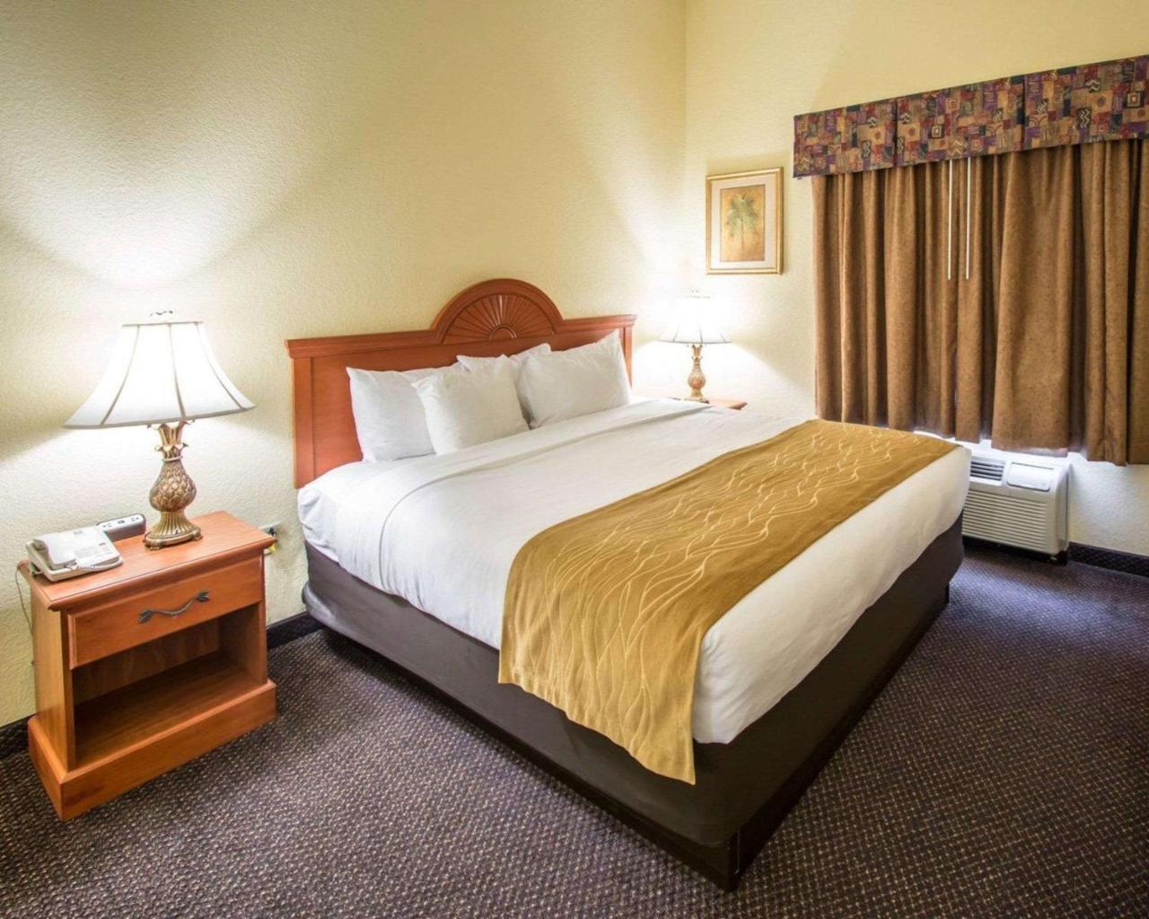 Comfort Inn & Suites Jupiter I-95 Екстериор снимка