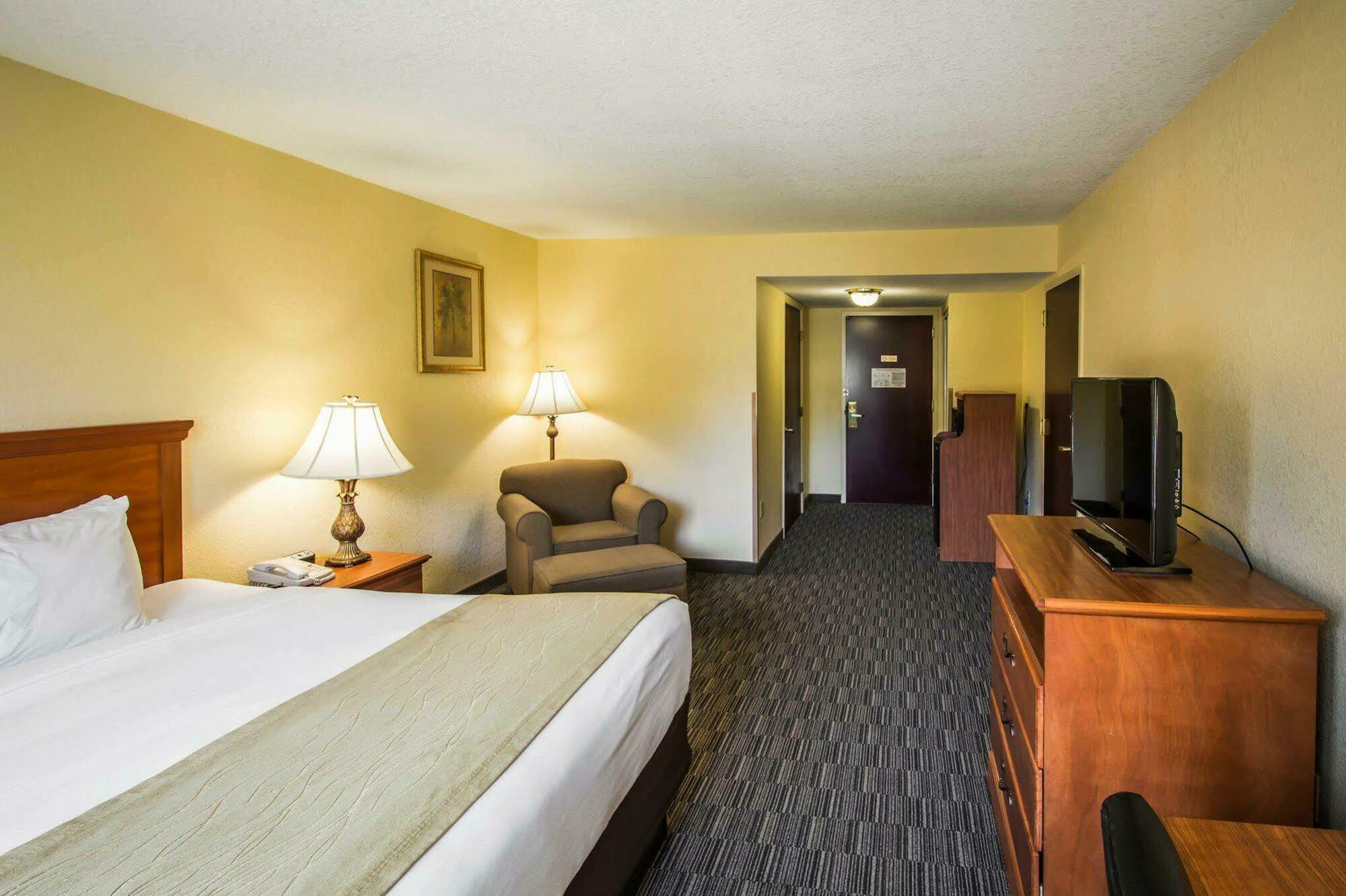 Comfort Inn & Suites Jupiter I-95 Екстериор снимка